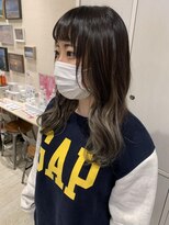 トライベッカスマートサロン(TRIBECA smart salon)&nbsp;インナーカラー、シルバーベージュ