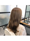 《三軒茶屋 Aria》ツヤ感◎ふんわり透けるハニーベージュ