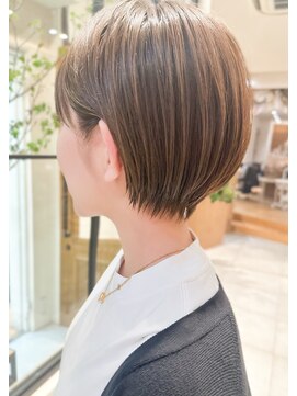 ルエ(rue) 大人可愛い20代30代40代小顔ウルフレイヤーボブ丸みショートボブ