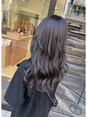 グレージュ/ワンカラー/ロング/レイヤースタイル/20代30代40代