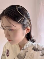 金箔アイメイク
