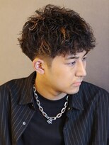 ポルテオムプレス(PORTE HOMME PRES)&nbsp;スパイラルパーマツーブロックマッシュ