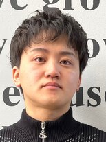 ノーエン(noen)&nbsp;メンズマッシュパーマニュアンスパーマスパイラルパーマ刈り上げ