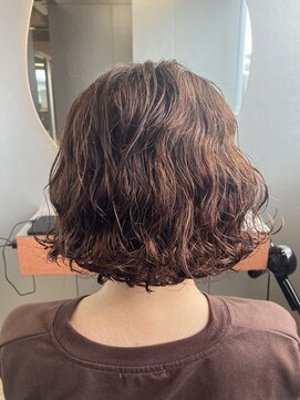 ムーク 平塚(MUUK) 広がるくせ毛のお悩みを解決！お手入れ簡単ボブ【平塚】