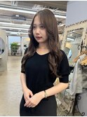 オリーブベージュカラー