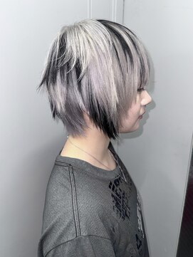 レコ(LECO) レイヤーシャギーカツトショートデザインカラーホワイトシルバー