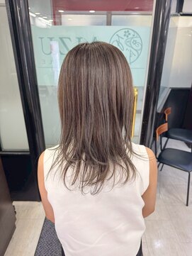 アイズ 本厚木(AIZU) ハイトーンカラー