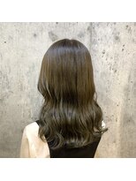 ルッソリベラ 池袋(Lusso libera)&nbsp;ふんわりエアリーパーマ×オリーブベージュでうるツヤ髪に