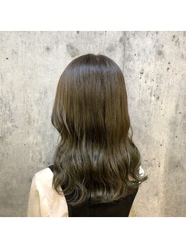 ルッソリベラ 池袋(Lusso libera) ふんわりエアリーパーマ×オリーブベージュでうるツヤ髪に