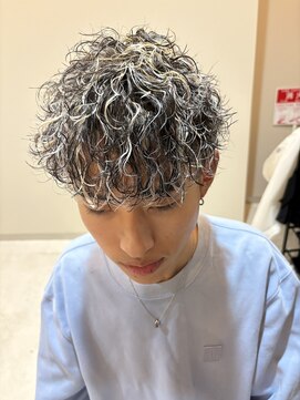 リアン(ReAN) ツイストスパイラルパーマ×メッシュ