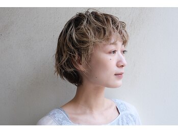 アトリエ ハンチ(atelier HUNCH)の写真/『隠す』から『生かす』へ。透明感を楽しむ脱白髪染め
