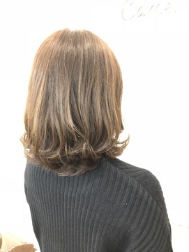 アン ココン(un.cocon) ことりベージュ外ハネミディ☆【un.cocon】