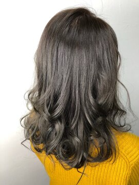 バニーズ 本店(Bunny's) グレイジュアッシュ