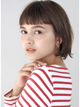 サーカス バイ ビュートリアム 青山(CIRCUS by BEAUTRIUM) 30代 40代 ワンレングス ボブ ふんわり 手入れ簡単