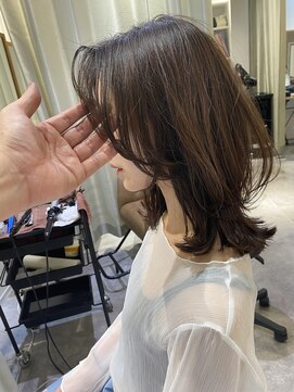 イニット 奈良新大宮(init.) 毛先ワンカール×レイヤーカット×小顔カット 20代30代40代 l03