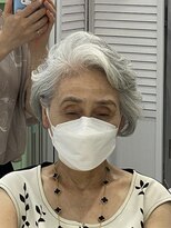 コルテ(CORUTE) フェミニンなシルバーヘアー