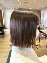 サラ(sarah)&nbsp;切りっぱなしボブ