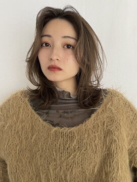 トリッカ 代官山(tricca) 【tricca代官山rin】小顔くびれミディアム/レイヤー