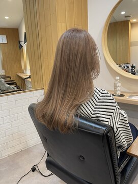 ニール(Neale.) ミルキーベージュ