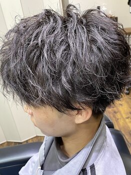 ロイヤルヘアー(ROYAL HAIR)の写真/【メンズ限定クーポン有】オフィスでの印象も上々！大人の男のオシャレstyleで爽やかさ＆好感度もUP♪