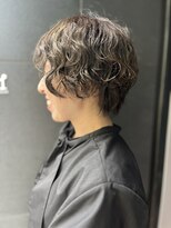 グミ(gumi)&nbsp;パーマショートヘア