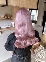 リード 大府店(LEAD) ホワイトピンクベージュ