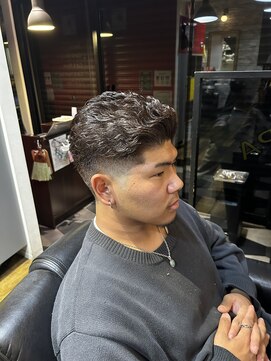 バーバーブロス(BAR BER bro's) 宮城リョータ風パーマ