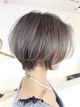 ブロック(BLOCK) イメチェン 似合わせカット 美髪 30代 40代 50代　大人ショート