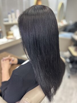 アオ 花咲町(a-o) シックな暗髪ストレート♪