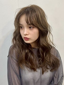 ファルベ(Farbe) ミディアムヘア/暗めカラー/グランマッシュ/デザインカラー