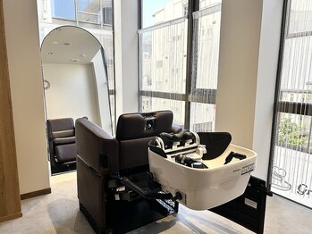 メンズ ウィル バイ スヴェンソン 岡山スタジオ(MEN'S WILL by SVENSON)の写真/周りを気にする必要のない完全個室サロンです。思い切りリラックスできます!