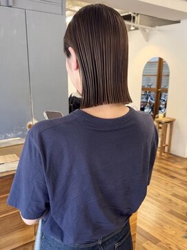 シロ(siro) 【15.ショート】ブリーチ・ダブルカラー・髪質改善・学割も人気