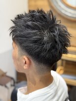 イル ヘアー 海老名(iru hair)&nbsp;フェードスパイキーショート