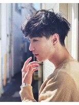 ベル 銀座並木通り店(Belle)&nbsp;ビジネスマンにも！重めでもスッキリしたゆるパーマスタイル