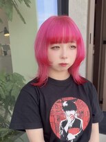 シェルハ(SHELHA)&nbsp;ウルフカット 派手髪 エンドカラー ピンク 赤 裾カラー ブリーチ