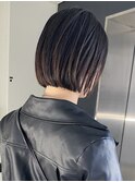 ショートボブ/バックシルエット