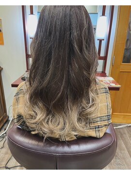 ヘアーメイク ナユタ(hair make nayuta) 裾カラー