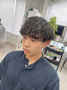 リミットバイアフィナー 大宮店(limit by Afinar) ゆるめ波巻きマッシュ ツーブロ