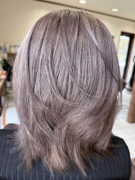 ジュエル(JEWEL) グレージュカラー