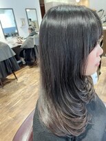 ファム 十日市店(femme)&nbsp;顔まわりレイヤー×ロング