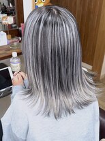 ブレイズヘアー(BLAZEhair) 【長持ちカラー】ホワイトバレイヤージュ×ブリーチ2回