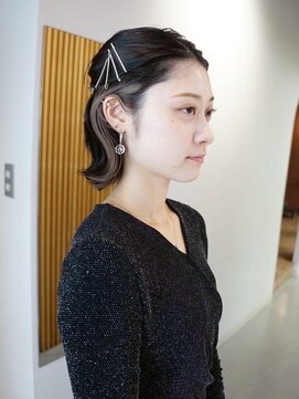 ムーン バイ ケンジ(moon by KENJE) 【daichi】ボブアレンジ/インナーカラー/ハーフアップ