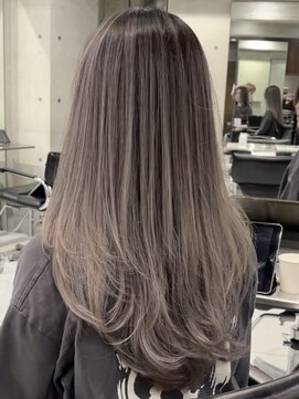 ヨロ 渋谷(YOLO) 韓国ヘアーハッシュカットレイヤーカットハイライトカラー