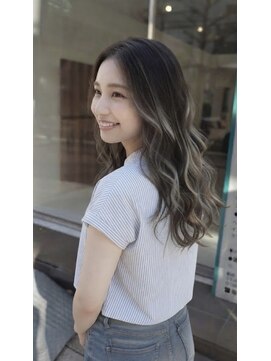 アッシュ 川崎店(Ash) バレイヤージュ　ミルクティー