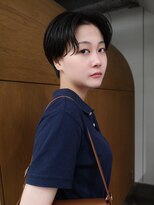 トゥナ 六角(Tuna)&nbsp;緩めパーマ　ハンサムショート