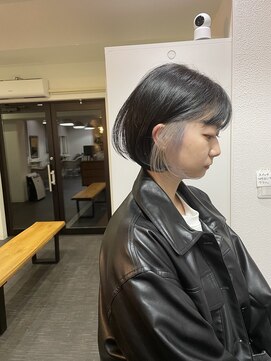 ナンバーフォーナチュラル 戸祭(NO4 natural) 71. インナーホワイト/ミニボブ/顔周り/ナチュラル