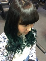 ゾーマ(ZOUMA) 初派手髪におすすめ♪ グラデカラー トリックヘアー