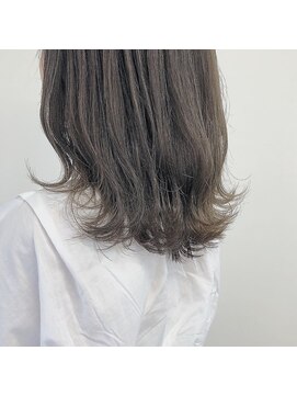 ガーランドウメダ(Garland umeda) ニュアンスウェーブ×ミディアム