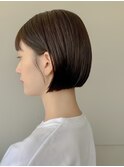 小顔ストレートボブ暗色ダークブラウンモード大人美人