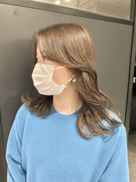 アンダーバーホワイト(_WHITE) こっくりブラウン◎